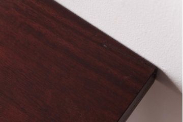 リメイク品　鉄脚　赤みを帯びた木色が上品な印象与えるサイドテーブル(センターテーブル、ベンチ、飾り台)(1)