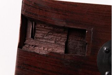 リメイク品　鉄脚　赤みを帯びた木色が上品な印象与えるサイドテーブル(センターテーブル、ベンチ、飾り台)(1)