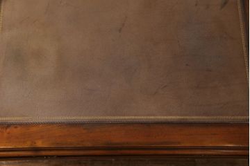 中古　アメリカ製　センチュリー社(CENTURY)　クラシックなデザインのキャスター付きデスク(作業台)(定価約198万円)