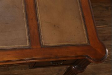 中古　アメリカ製　センチュリー社(CENTURY)　クラシックなデザインのキャスター付きデスク(作業台)(定価約198万円)