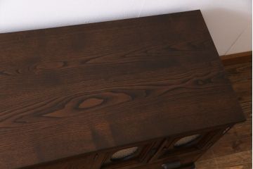 アンティーク家具　和製アンティーク　ケヤキの杢目が美しい上手物のローボード(ローチェスト、リビングボード)