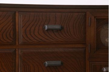 アンティーク家具　和製アンティーク　ケヤキの杢目が美しい上手物のローボード(ローチェスト、リビングボード)