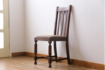アンティーク家具　イギリスアンティーク　オーク材　挽き物の脚が目を引くダイニングチェア(ワークチェア、椅子)(3)