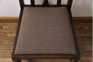 アンティーク家具　イギリスアンティーク　オーク材　挽き物の脚が目を引くダイニングチェア(ワークチェア、椅子)(3)