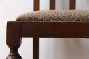 アンティーク家具　イギリスアンティーク　オーク材　挽き物の脚が目を引くダイニングチェア(ワークチェア、椅子)(3)
