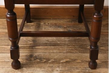 アンティーク家具　イギリスアンティーク　オーク材　挽き物の脚が目を引くダイニングチェア(ワークチェア、椅子)(3)