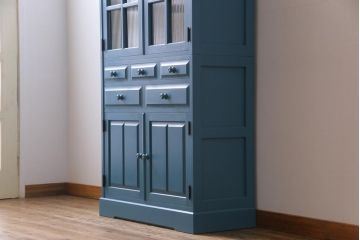 ペイント家具　北海道民芸家具　HM160K　ナチュラルテイストにぴったりとなった食器棚(本箱、収納棚)(定価約45万円)