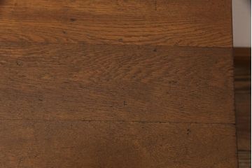 リメイク家具　ナラ材　素朴な木の風合いがレトロなセンターテーブル(ローテーブル、リビングテーブル、作業台)(3)