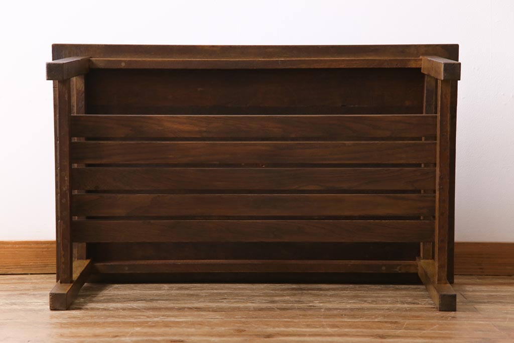 リメイク家具　ナラ材　素朴な木の風合いがレトロなセンターテーブル(ローテーブル、リビングテーブル、作業台)(3)