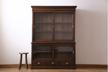 アンティーク家具　極上品!　和製アンティーク　希少な総ケヤキ材の重ねガラス戸棚(収納棚、飾り棚、キャビネット)