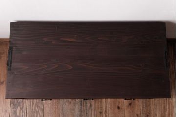 アンティーク家具　和製アンティーク　リメイク　丸窓が粋な雰囲気を加えるローボード(戸棚、収納棚)