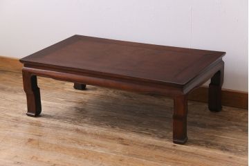 アンティーク家具　昭和初期　気品と貫禄が感じられる桜材の座卓(ローテーブル、リビングテーブル)