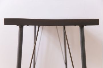 明治大正期　栃の木材一枚板　古材リメイク　渋い趣の鉄脚テーブル(コンソールテーブル、飾り台)