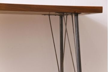 古材リメイク　ケヤキ材一枚板　温かな色味と力強い杢目が魅力の鉄脚テーブル(コンソールテーブル)
