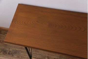 古材リメイク　ケヤキ材一枚板　温かな色味と力強い杢目が魅力の鉄脚テーブル(コンソールテーブル)
