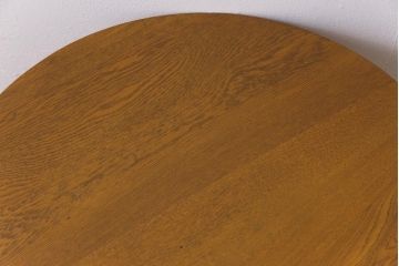 アンティーク家具　昭和中期　ナラ材　素朴で温もり溢れるコーヒーテーブル(ラウンドテーブル、花台)