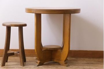 アンティーク家具　昭和中期　ナラ材　素朴で温もり溢れるコーヒーテーブル(ラウンドテーブル、花台)
