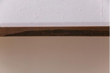 アンティーク雑貨　リメイク家具　栓材一枚板　古材の風合いを活かした小振りなベンチ(板座チェア、椅子、花台、飾り台)(1)