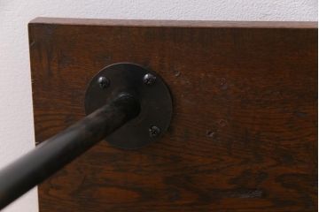 アンティーク雑貨　リメイク家具　栓材一枚板　古材の風合いを活かした小振りなベンチ(板座チェア、椅子、花台、飾り台)(1)