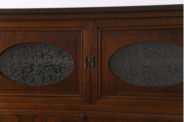 アンティーク家具　和製アンティーク　ケヤキの杢目が美しい上手物の脚付きローボード(ローチェスト、リビングボード)