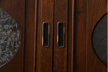 アンティーク家具　和製アンティーク　ケヤキの杢目が美しい上手物の脚付きローボード(ローチェスト、リビングボード)