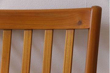 ヴィンテージ家具　ビンテージ　デンマーク製　スタイリッシュな雰囲気が格好いいアームソファ(2人掛けソファ)