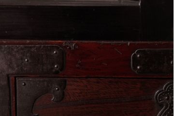 アンティーク家具　和製アンティーク　前面ケヤキ材　使い込まれた風合いが魅力的な松本帳場箪笥(時代箪笥、和タンス)