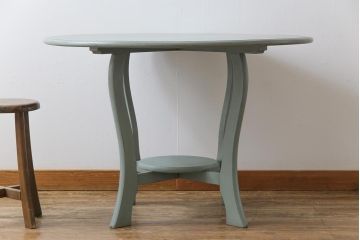 ペイント家具　すっきりとしたフォルムが美しいカフェテーブル(ラウンドテーブル、サイドテーブル)