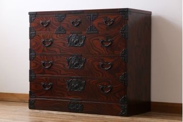中古　岩谷堂箪笥　北国1号　桐紋　迫力のある杢目と金具の整理箪笥(和タンス、チェスト、桐箪笥、桐たんす)(定価約34万円)(2)