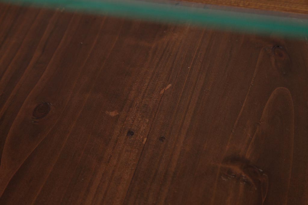 アンティーク家具　昭和初期　ケヤキ材　シンプルながらも高級感漂うロータイプのガラスケース(ショーケース、店舗什器)