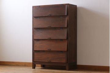 アンティーク家具　リメイク品　明治期の松材を利用したパタパタ扉の脚付き収納棚(戸棚、下駄箱、キャビネット)(1)