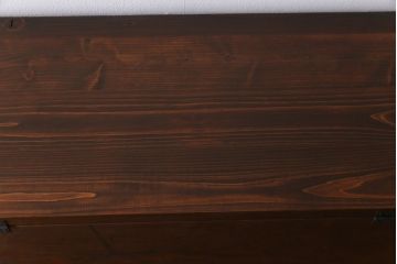 アンティーク家具　リメイク品　明治期の松材を利用したパタパタ扉の脚付き収納棚(戸棚、下駄箱、キャビネット)(2)