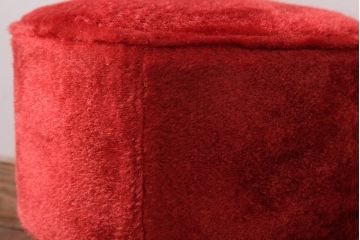 ヴィンテージ家具　ビンテージ　差し色にぴったりの赤いフェイクファースツール(椅子、チェア)