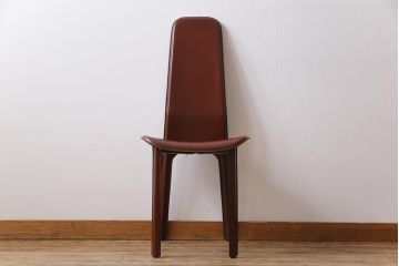 ヴィンテージ家具　イタリアビンテージ　本革　エレガントな雰囲気漂うレザーチェア(ダイニングチェア)(1)