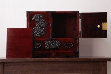 中古美品　門間箪笥店(門間屋)　仙台箪笥　木地呂塗り　弐番　小箪笥(小引き出し)(定価約19万4千円)