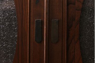 アンティーク家具　和製アンティーク　リメイク　脚付き　ケヤキの杢目が美しい上手物のローボード(ローチェスト、リビングボード)