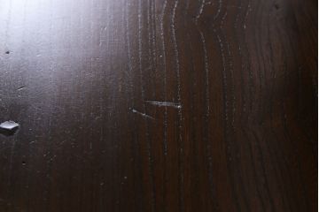 ヴィンテージ家具　イギリスビンテージ　ERCOL(アーコール)　Old Colonial(オールドコロニアル)　気品と風格が漂うカップボード(本棚、ブックシェルフ、食器棚)