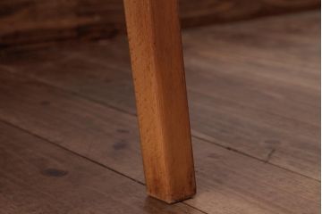 ヴィンテージ家具　北欧ビンテージ　ビーチ材　明るい木色が柔らかな雰囲気の1人掛けソファ(アームチェア)