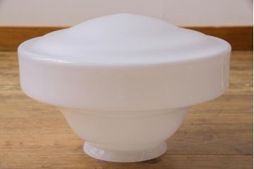 大正昭和初期　ユニークなシルエットが目を引くペンダントライト(天井照明)