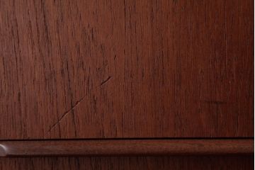 ヴィンテージ家具　北欧ビンテージ　チーク材　落ち着いた雰囲気漂うサイドチェスト(ローチェスト、引き出し)