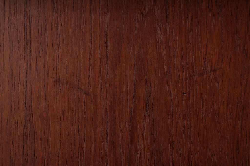 ヴィンテージ家具　北欧ビンテージ　チーク材　落ち着いた雰囲気漂うサイドチェスト(ローチェスト、引き出し)