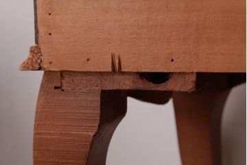 中古　イタリア　cav.a.brogiato　高級感あふれるナイトテーブル(コンソールテーブル、サイドテーブル)