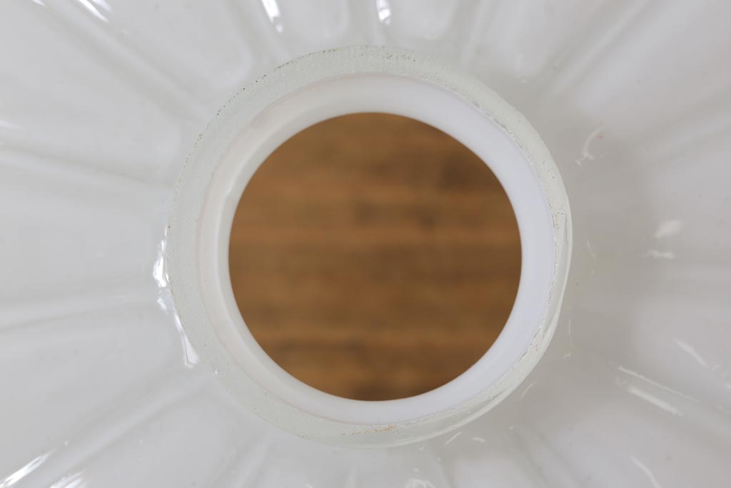 昭和レトロ　戦前　透かし柄が情緒溢れるシェード(天井照明、ペンダントライト)