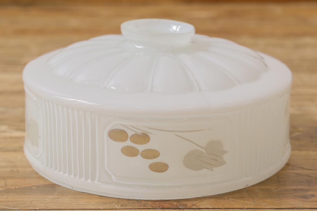 昭和レトロ　戦前　透かし柄が情緒溢れるシェード(天井照明、ペンダントライト)