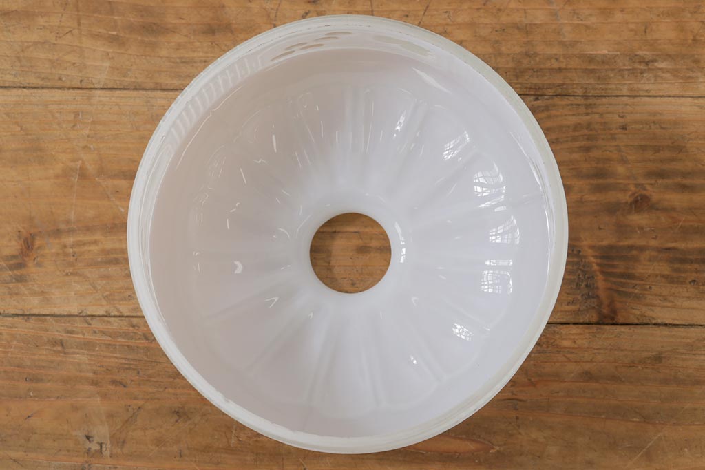 昭和レトロ　戦前　透かし柄が情緒溢れるシェード(天井照明、ペンダントライト)