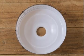 昭和期　松葉を組み合わせたデザインが愛らしいシェード(吊り下げ照明、天井照明)