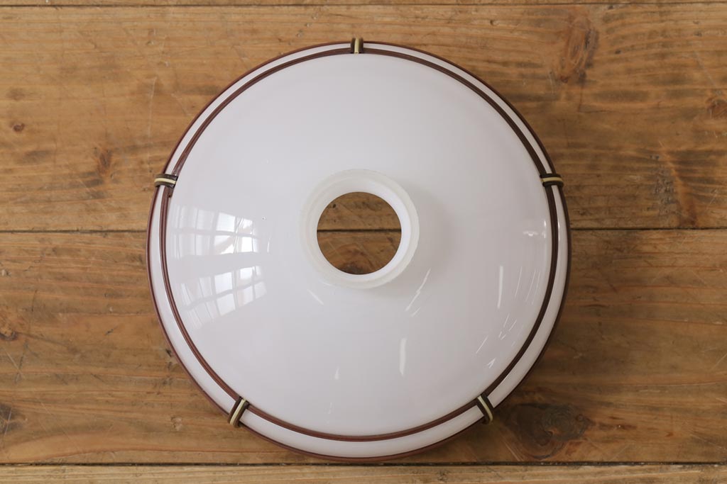 昭和レトロ　朱赤の花菱模様が愛らしいガラスのペンダントライト(天井照明、吊り下げ照明)