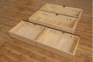 中古　伝統民芸家具　岩谷堂箪笥　荘厳な雰囲気漂う片開き扉付き整理箪笥(意匠箪笥、チェスト)