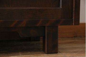 中古　北海道民芸家具　絶版品　モダンな雰囲気漂うシックなサイドボード(リビングボード、収納棚)