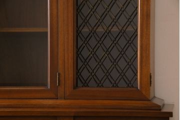 中古　DREXEL HERITAGE(ドレクセルヘリテイジ)　Triune(トライユン)　食器棚(カップボード、キャビネット)